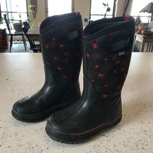 Kids Bogs boots size 13